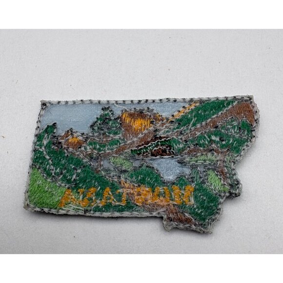 Montana State Outline Embroidered Patch 2 Inch Scenic Landscape Mountains - Picture 2 of 6